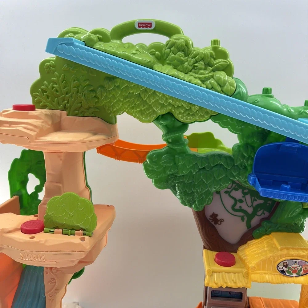 Fisher-Price Little People Share & Care Safari Interactive Playset works